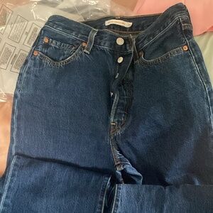 Levi’s High Rise Straight Ankle jeans